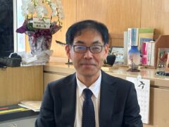 工芸高等学校統括校長が杉浦文俊氏に変わりました